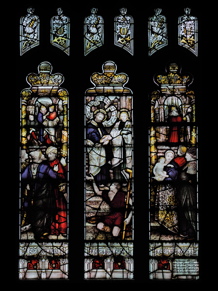 CE Kempe stained glass in the south aisle, 1893. St Peter and St John at the Beautiful Gate.